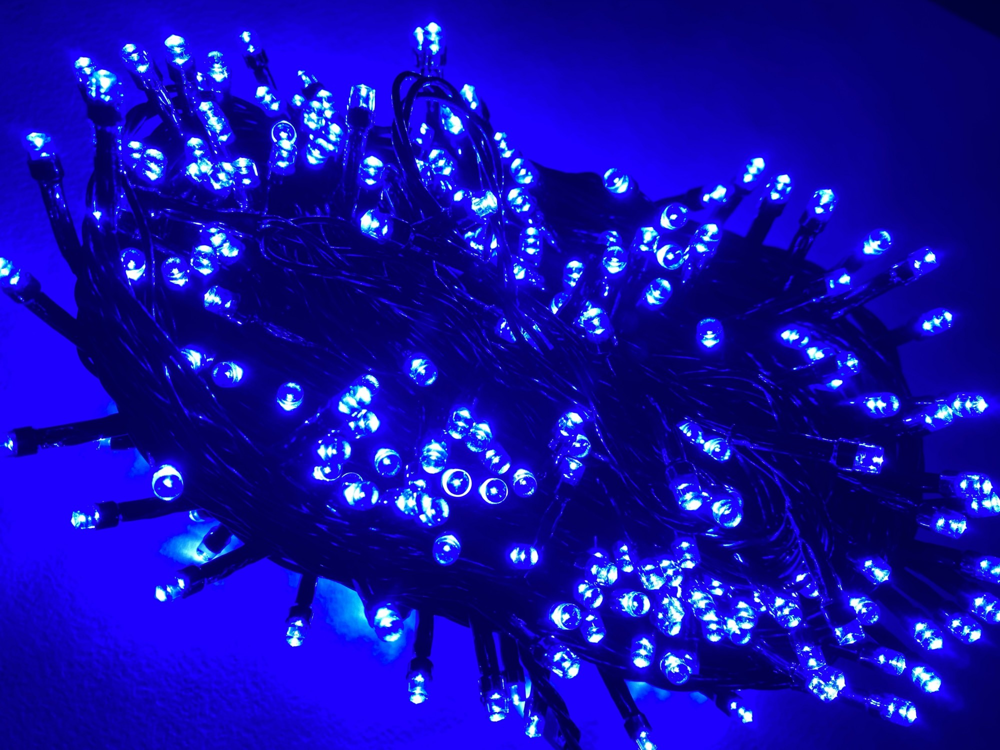 

Светодиодная гирлянда черный провод улица 300 LED 30 м. Синий
