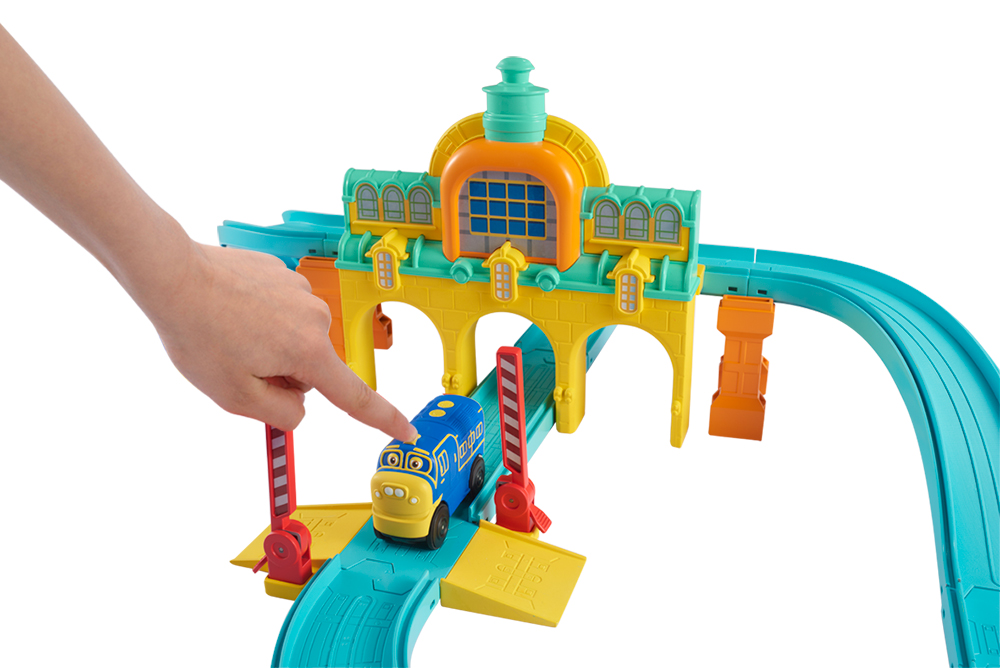 

CHUGGINGTON: паровозик Брюстер на батарейках