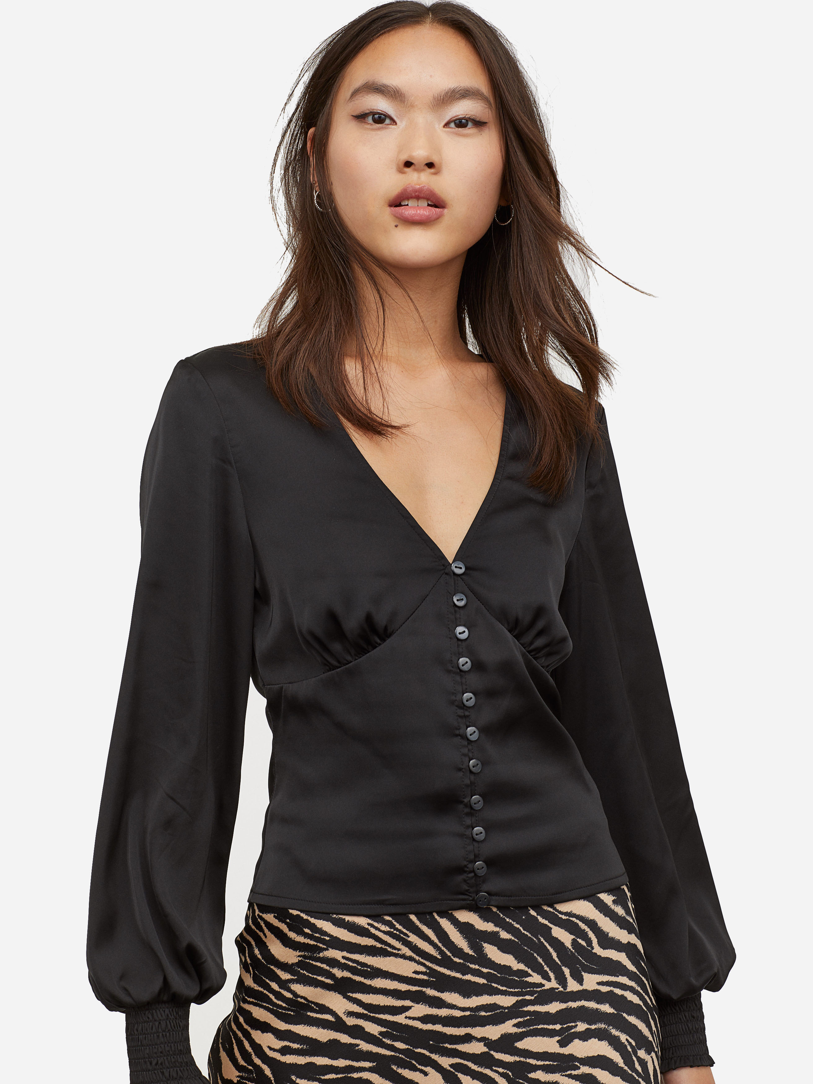 

Блузка H&M 11-0810908-001  Черная (СА2000001880043, Блузка H&M 11-0810908-001 38 Черная (СА2000001880043)