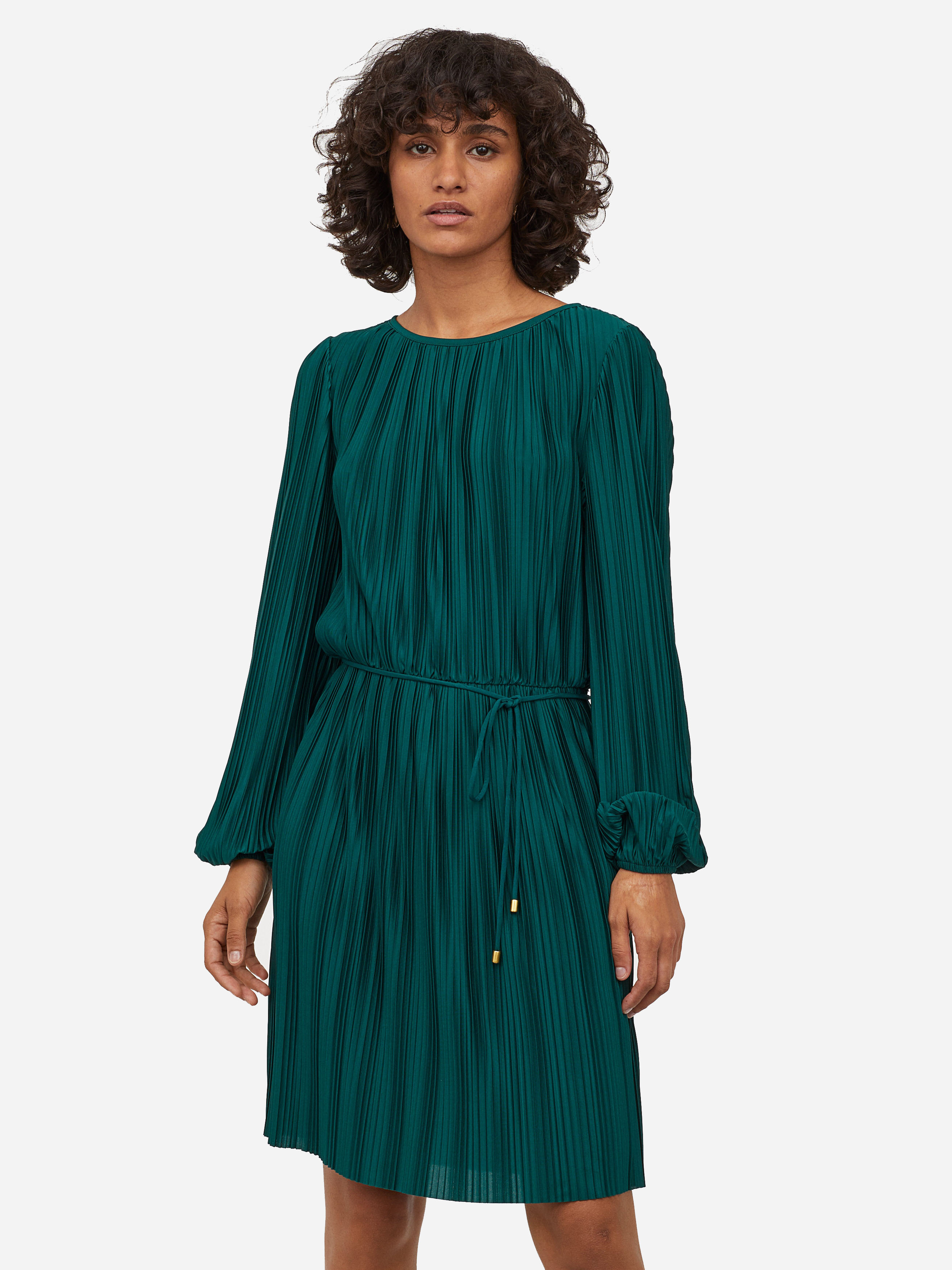 

Платье H&M 0723799-0 M Зеленое (СА2000001604588)