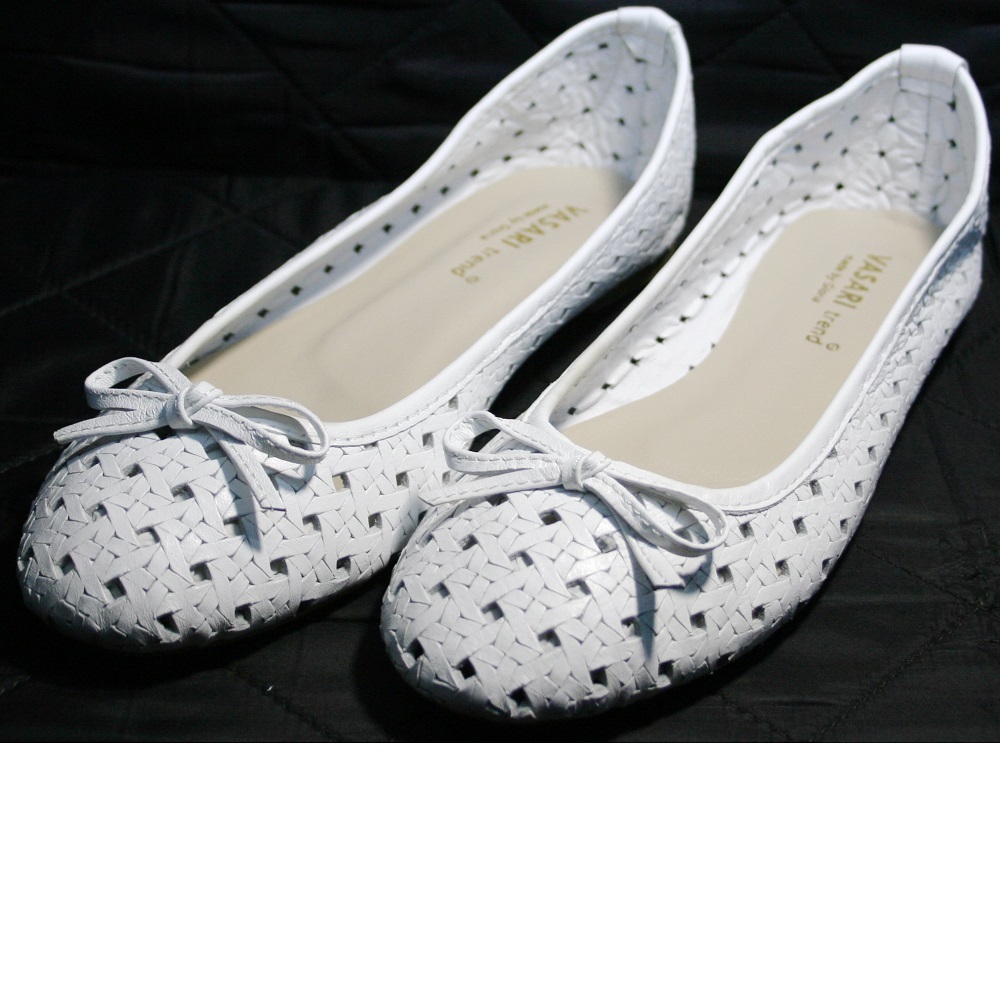 

Женские балетки Vasari Gloria VG-19Y3-8840-White 37 белый 19Y3-8840