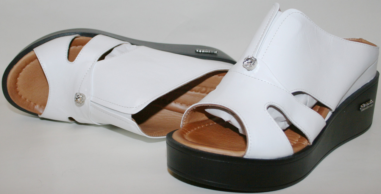 

Женские шлепанцы Evromoda 456-56-80 39(25см) белый
