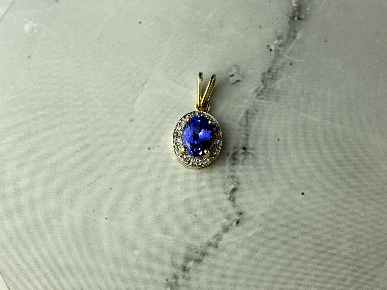

Золотой Кулон С Танзанитом И Бриллиантами Sky Jewelry 666555