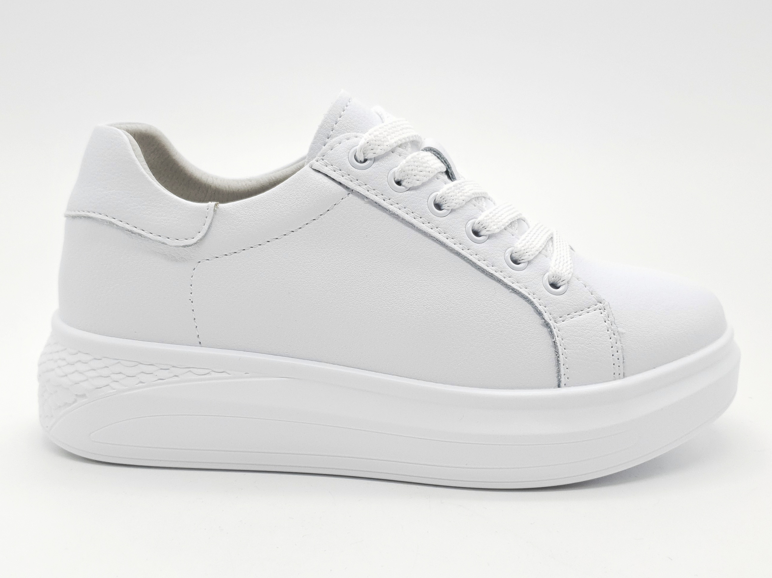 

Жіночі кеди All Shoes білі шкіряні AS-16-1 235 мм 36(р)