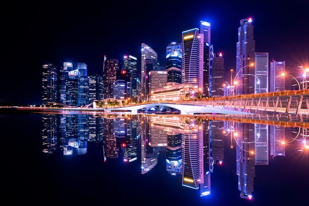 

Фотообои Арт-Обои Неоновое отражение №nus_10657 Нить