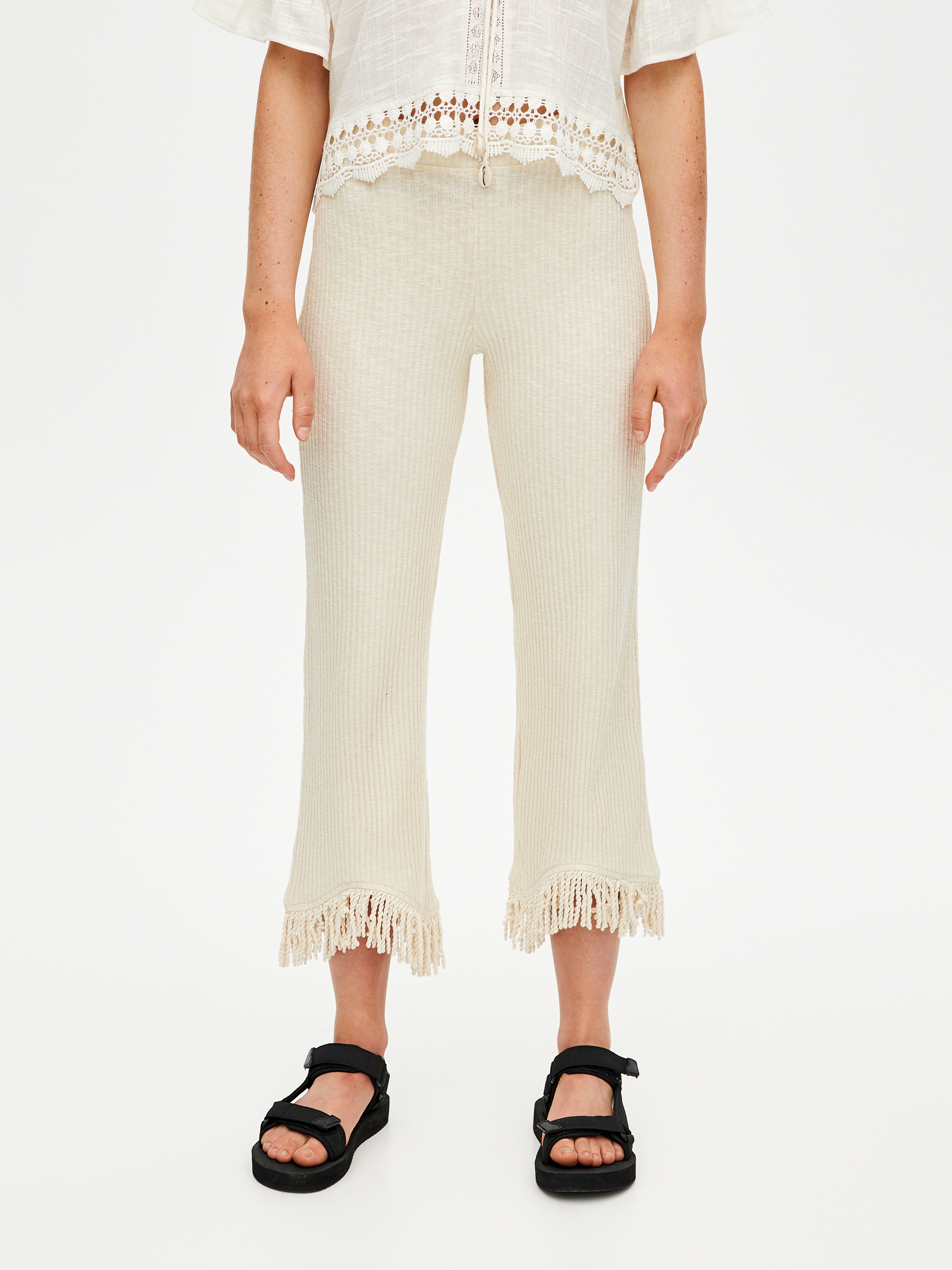 

Брюки Pull & Bear 9670/311/712  Молочные, Брюки Pull & Bear 9670/311/712 M Молочные