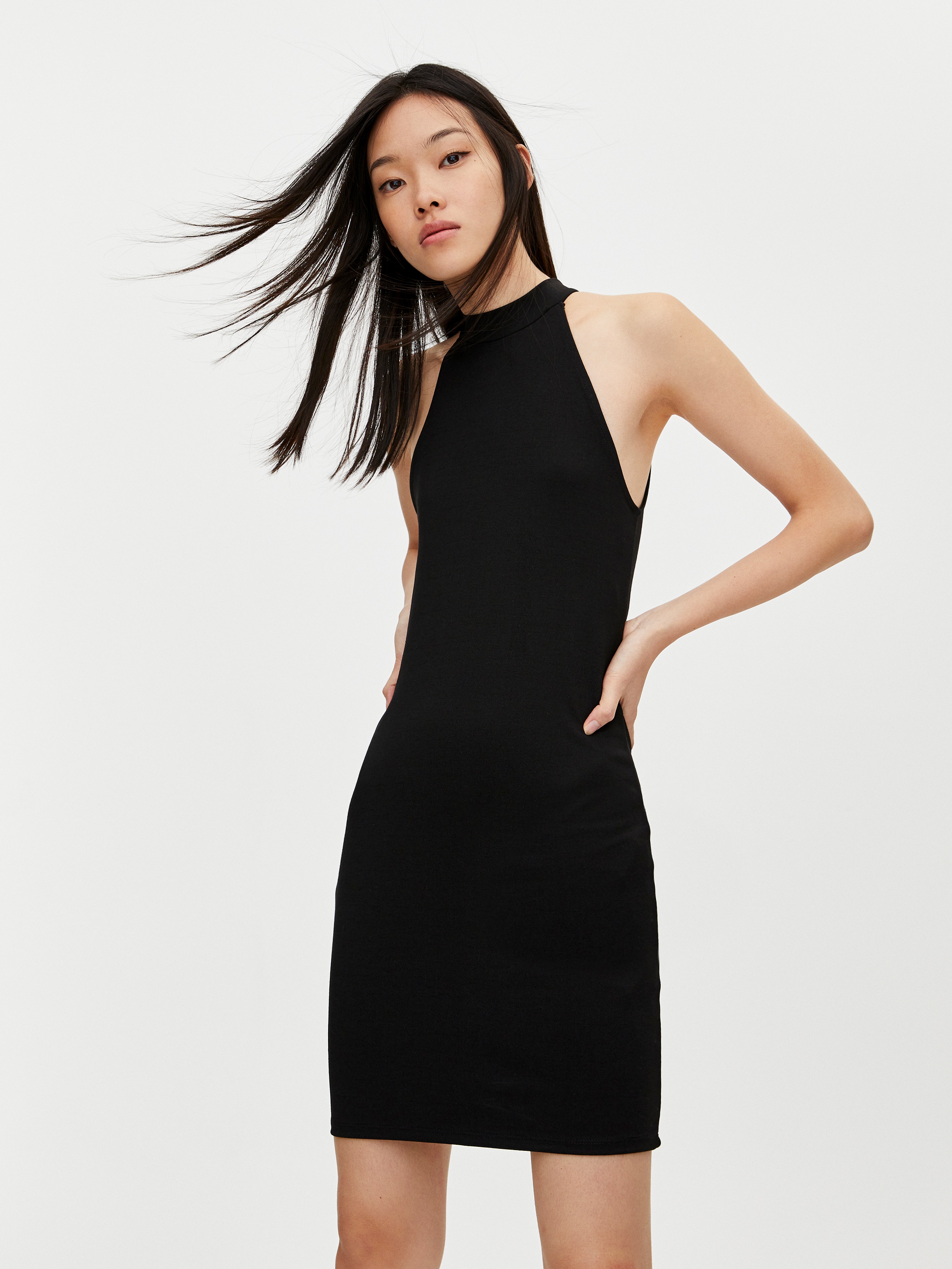 

Платье Pull & Bear 5390/392/800  Черное, Платье Pull & Bear 5390/392/800 XL Черное