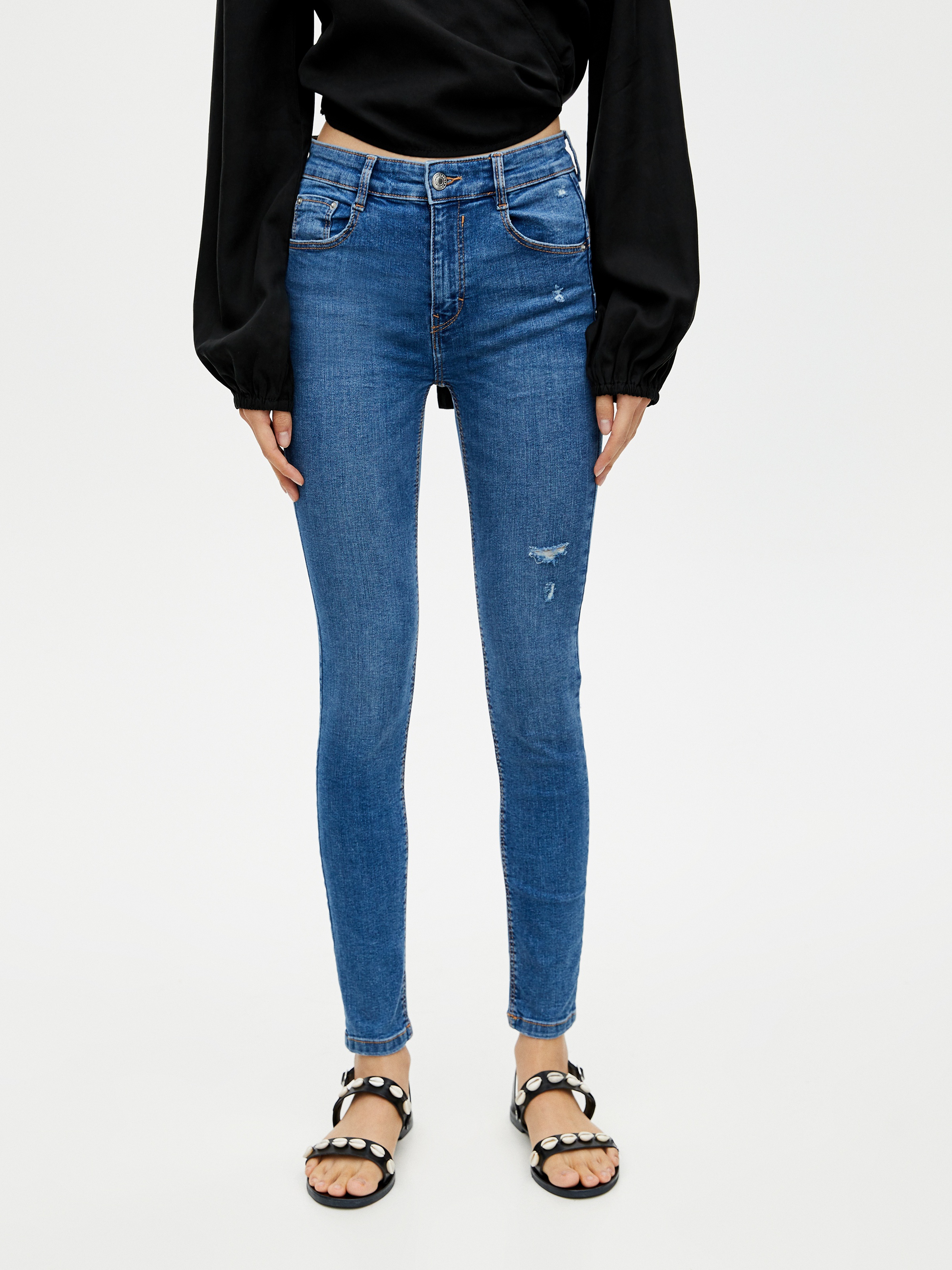 

Джинсы Pull & Bear 5683/329/427  Голубые джинс, Джинсы Pull & Bear 5683/329/427 40 Голубые джинс