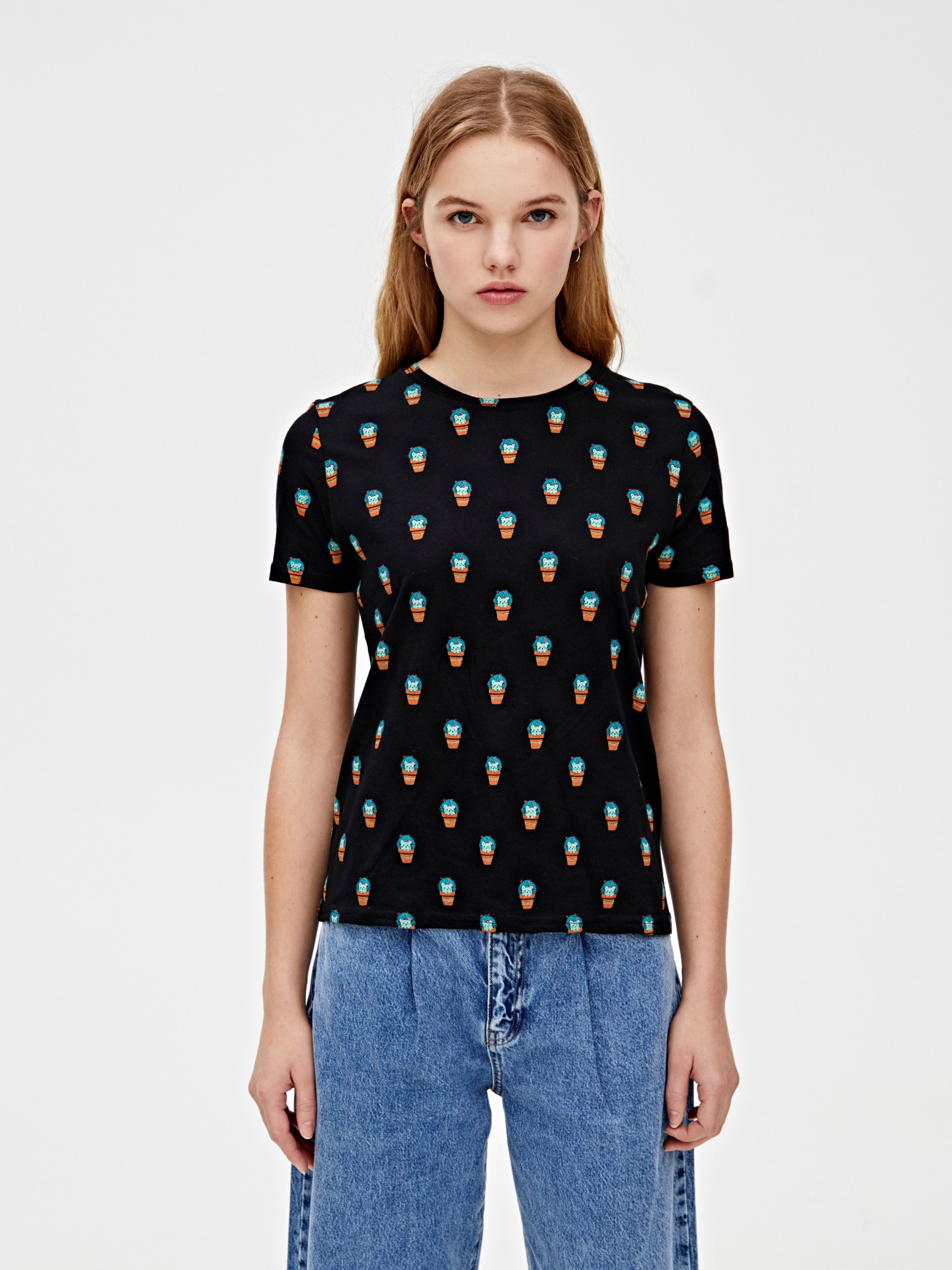 

Футболка Pull & Bear 9230/330/800  Черная, Футболка Pull & Bear 9230/330/800 M Черная