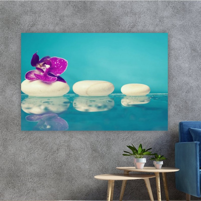 

Картина на холсте Камни и орхидея51x34 см (344)