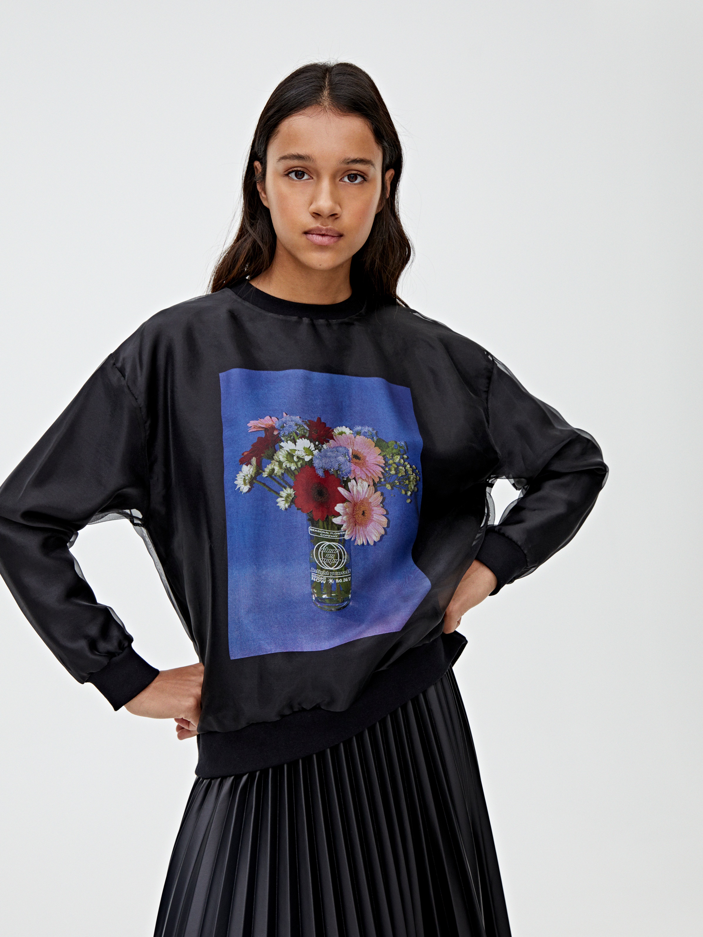 

Свитшот Pull & Bear 9597/300/800 S Черный