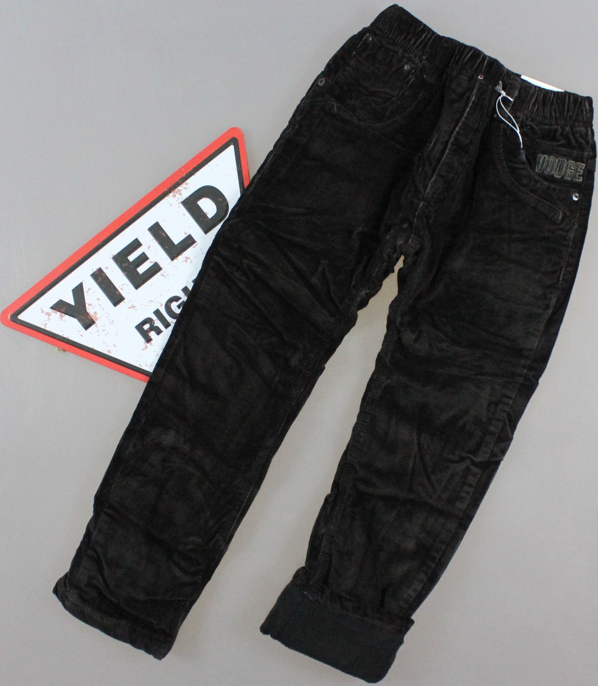 

Детские зимние брюки вельветовые на флисе для мальчиков Goloxy MQ6432-коричневый (9 лет 134 СМ)