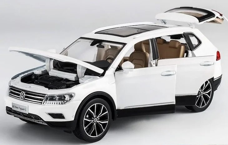 

Коллекционная машинка АвтоСвіт Volkswagen Tiguan L металлическая модель в масштабе 1:32 белая