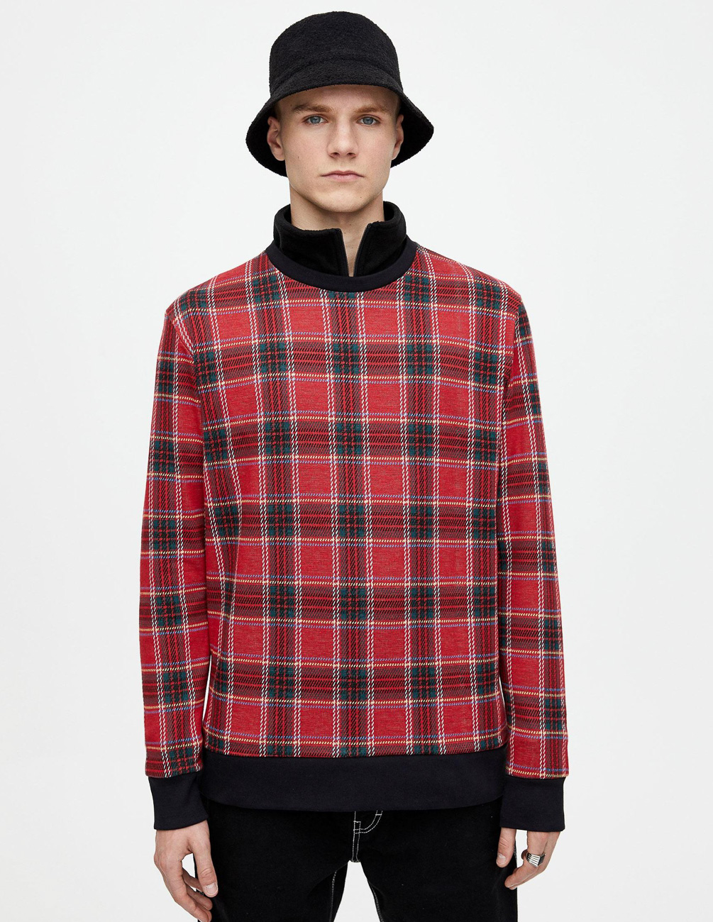 

Свитшот PULL & BEAR М0116154 (5590/511/600) цвет красный, Свитшот PULL & BEAR М0116154 (5590/511/600) цвет красный S