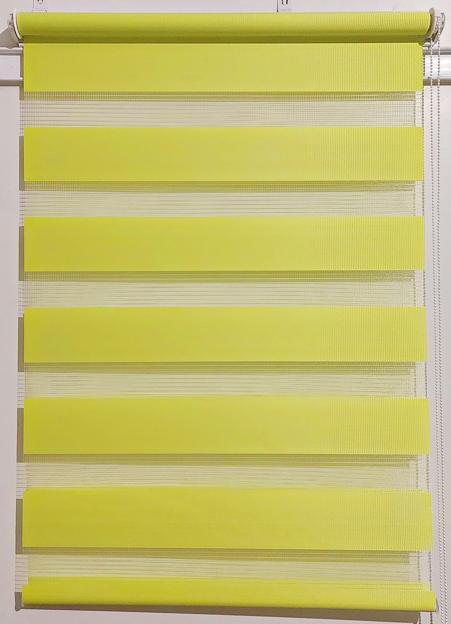 

Рулонная штора Miranda День-ночь ВН DN-245 127,5*130 см Лайм