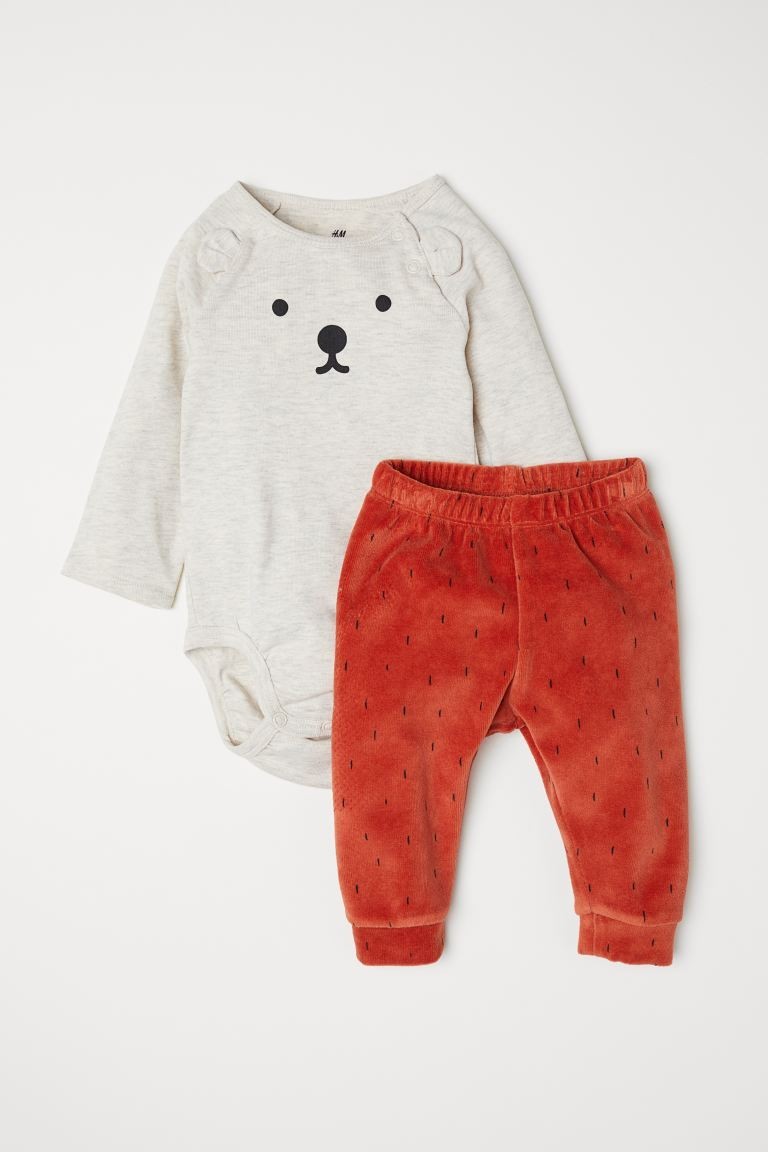 

Костюм (боди+штаны) H&M 0687421 56 см бежевый оранжевый