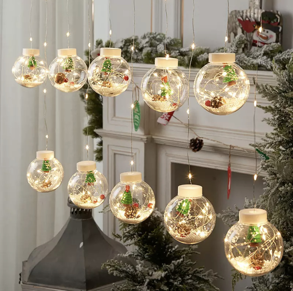 

Гирлянда шарики с елочкой ,теплый белый свет ,200LED ,3M*1.5M, от сети 220 вольт арт: 1007258