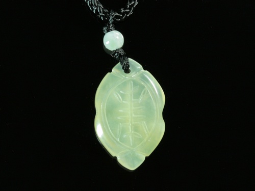 

Амулет кулон Нефритовый Шоу Semantic Jewelry 2.5 x 1.5 x 0.3 см