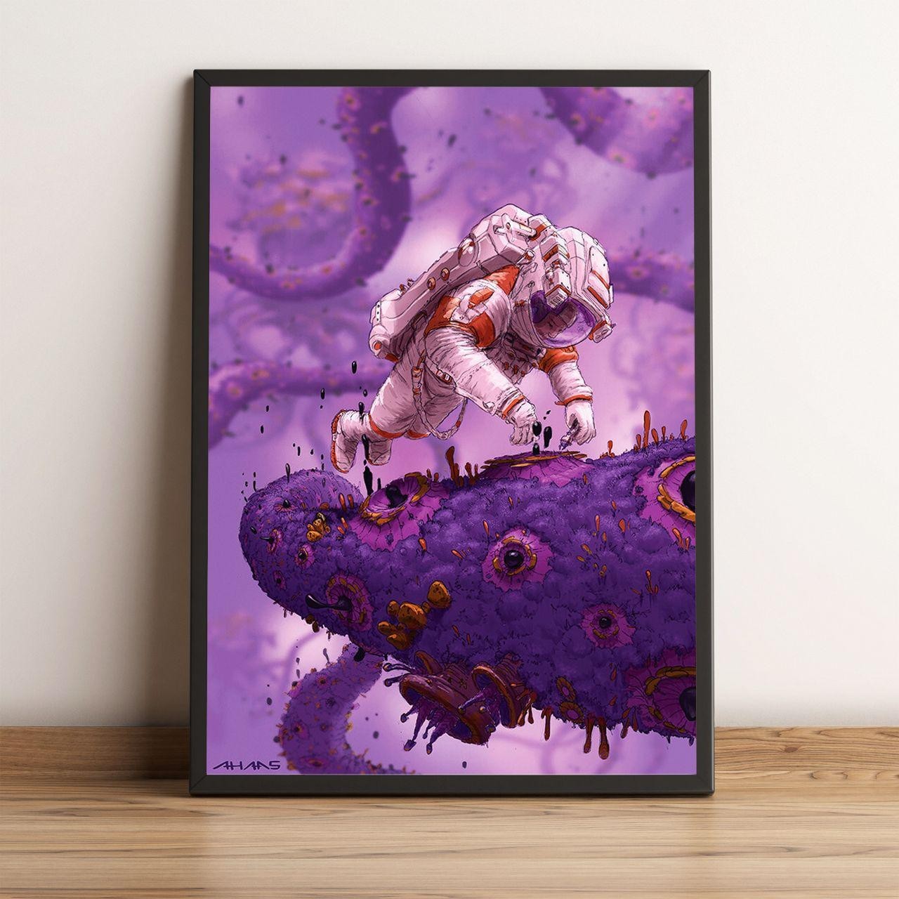 

Постер HELLO Posters Космонавт 01 50х70 см в рамке