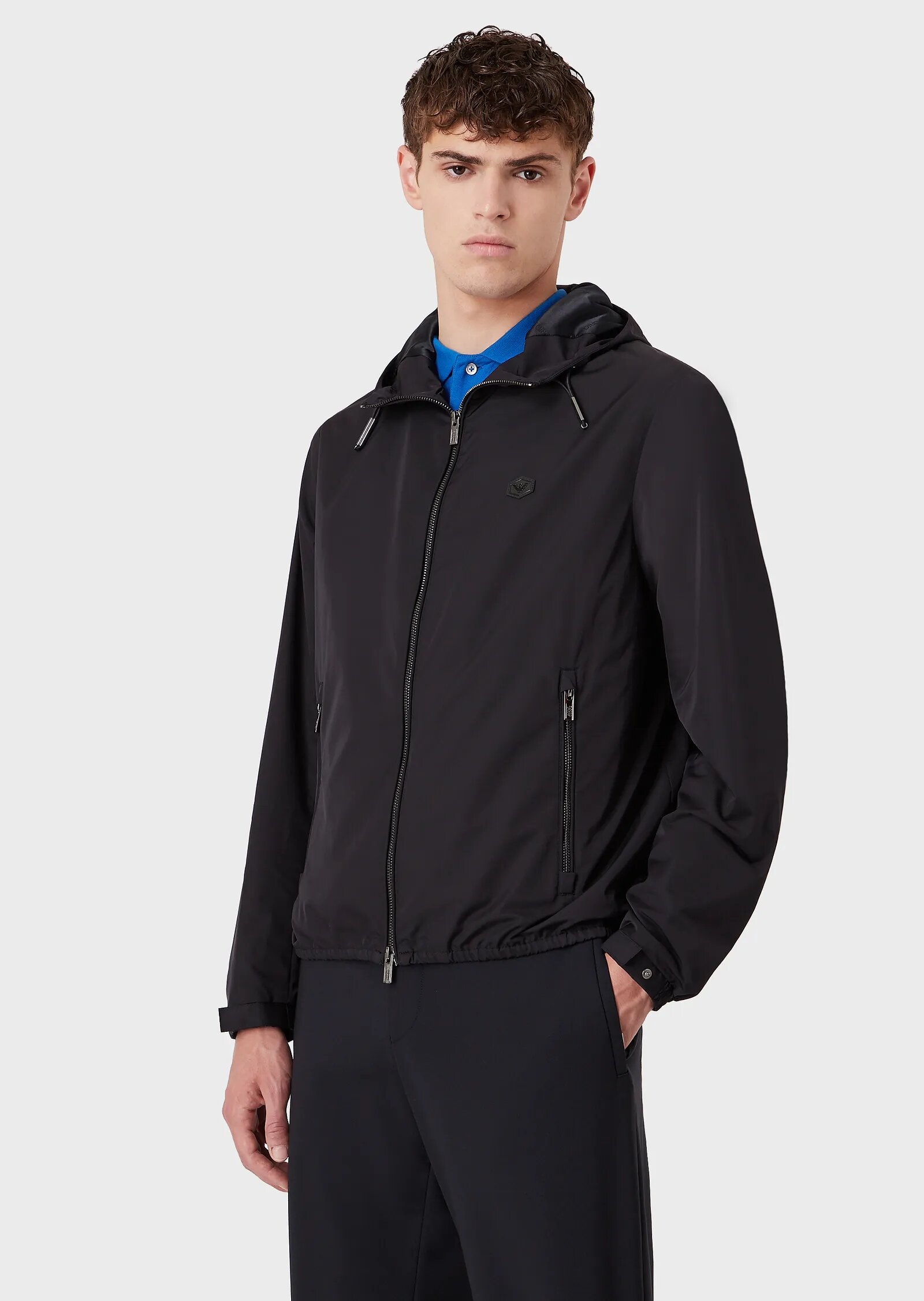 

Ветровка Emporio Armani  Черная 8N1BQ0.1NZQZ, Ветровка Emporio Armani 52 Черная 8N1BQ0.1NZQZ