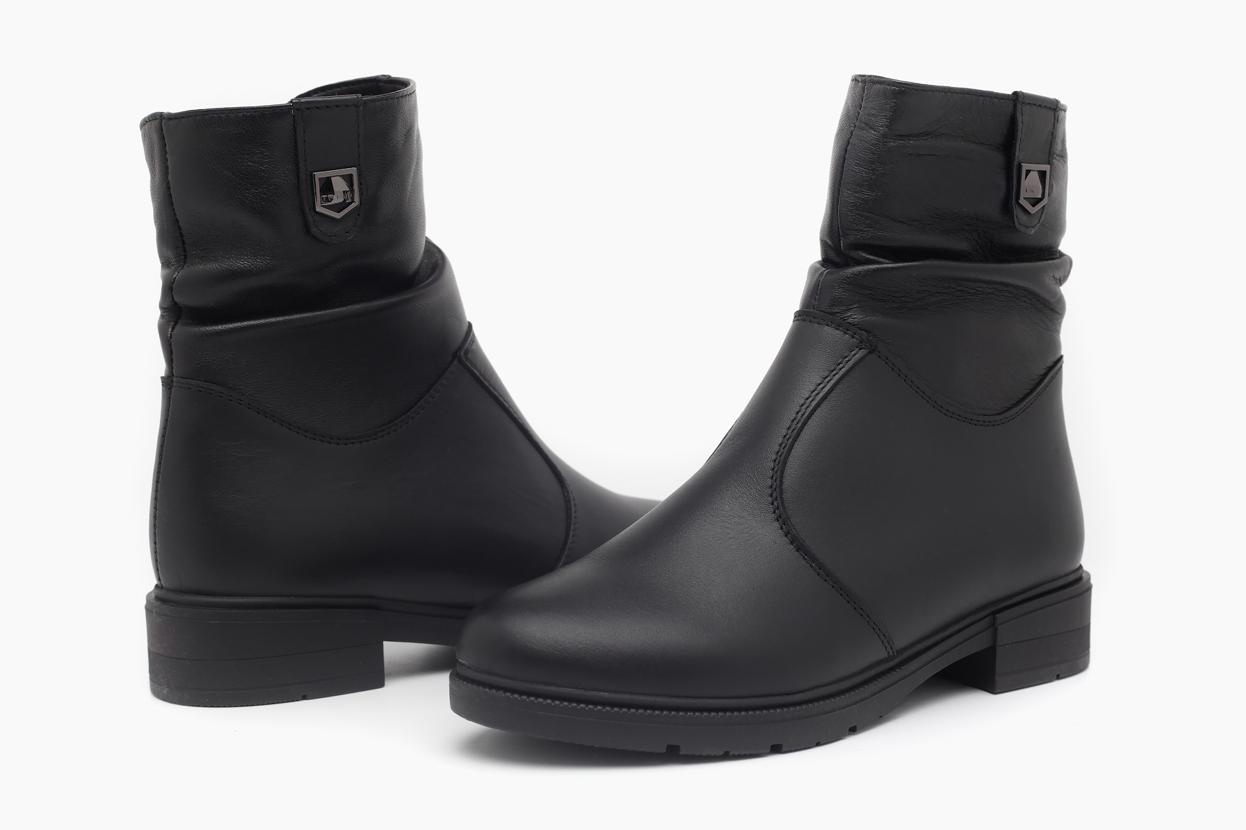 

Черевики 43146-2BLACK 37 Чорний
