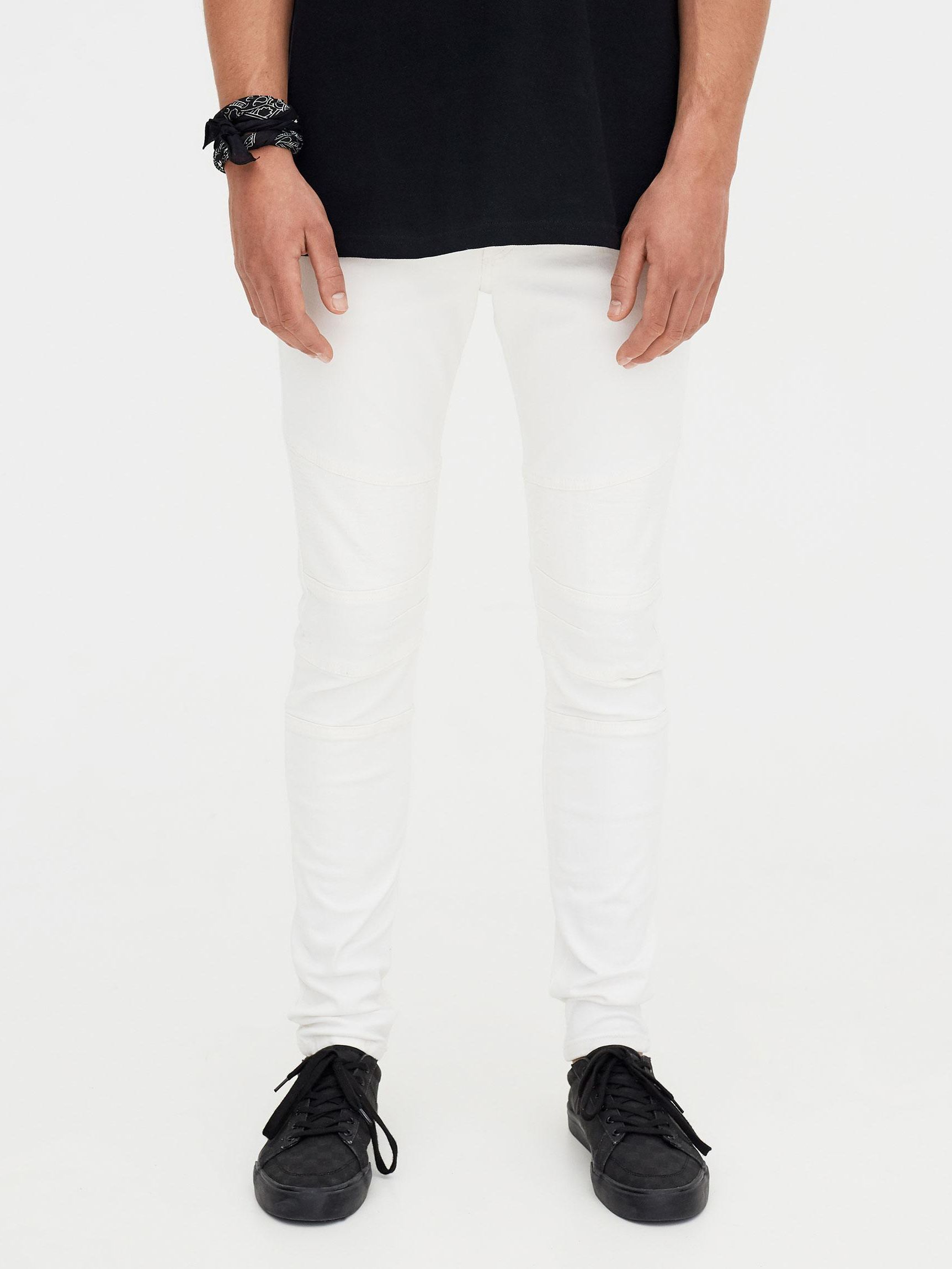 

Джинсы Pull & Bear XAZ221214BFXS  Белые, Джинсы Pull & Bear XAZ221214BFXS 46 Белые
