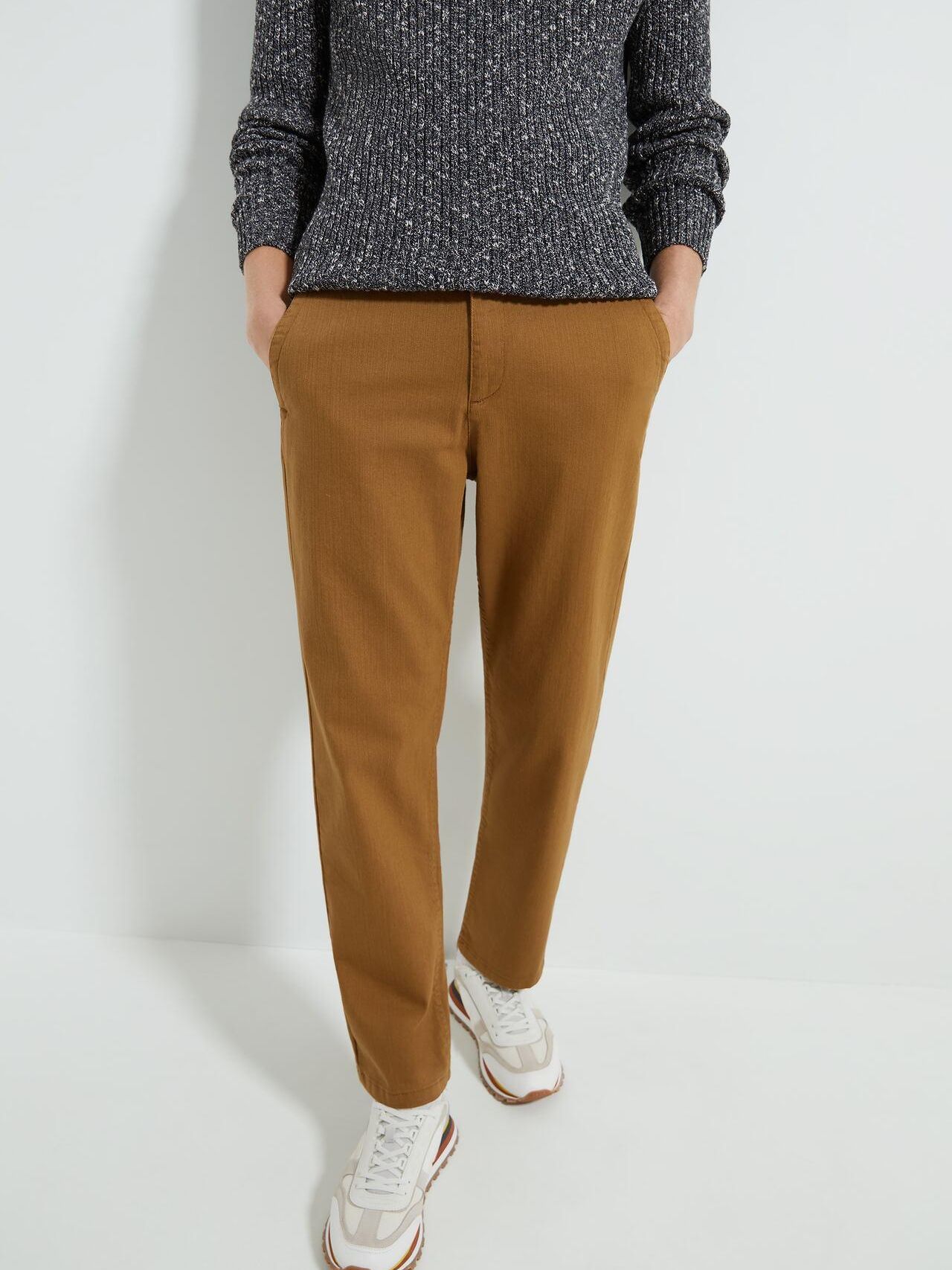 

Брюки Zara XAZ228795GOZH  Темно-бежевые, Брюки Zara XAZ228795GOZH 38 Темно-бежевые