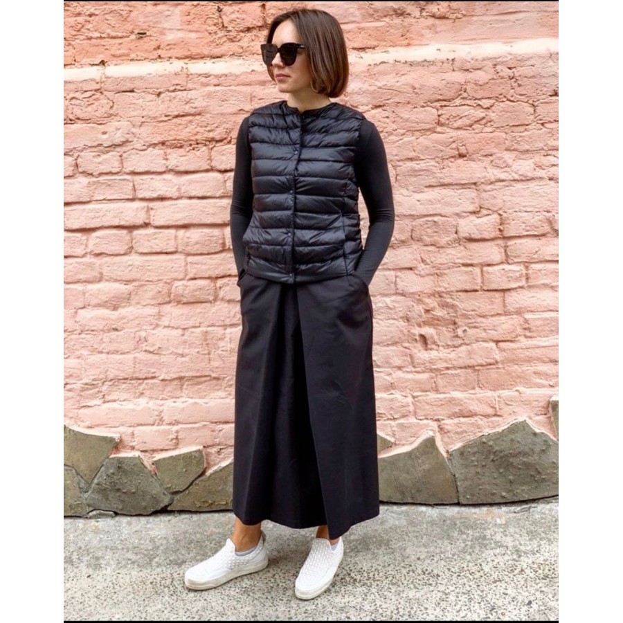 

Жилетка Uniqlo ультралегкая  черная, Жилетка Uniqlo ультралегкая S черная