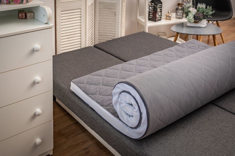 

Тонкий матрас Family Sleep Rain 115х180 см
