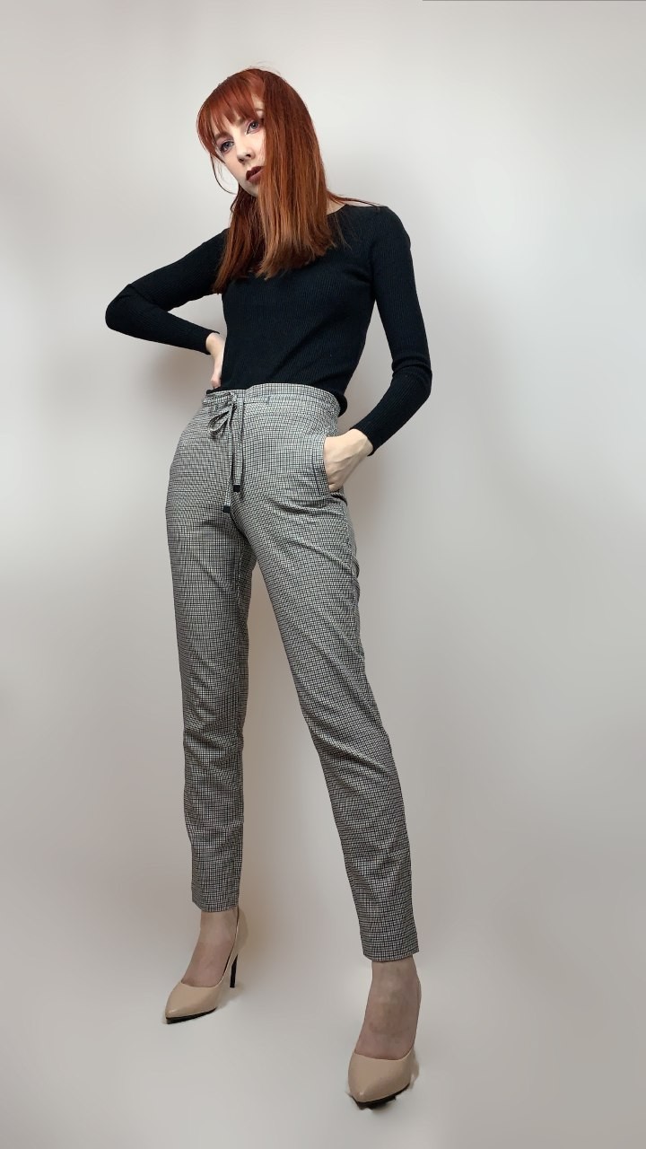 

Брюки "DASHA" Losinelli 48р клетка LOS010167