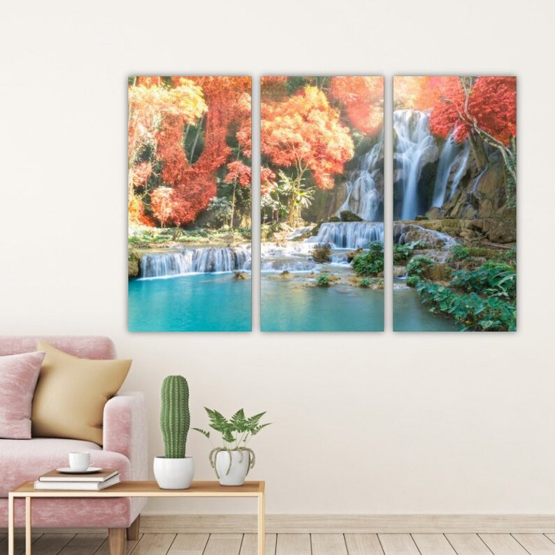 

Модульная картина на холсте из трех частей Водопад в яркой природе 78x48 см