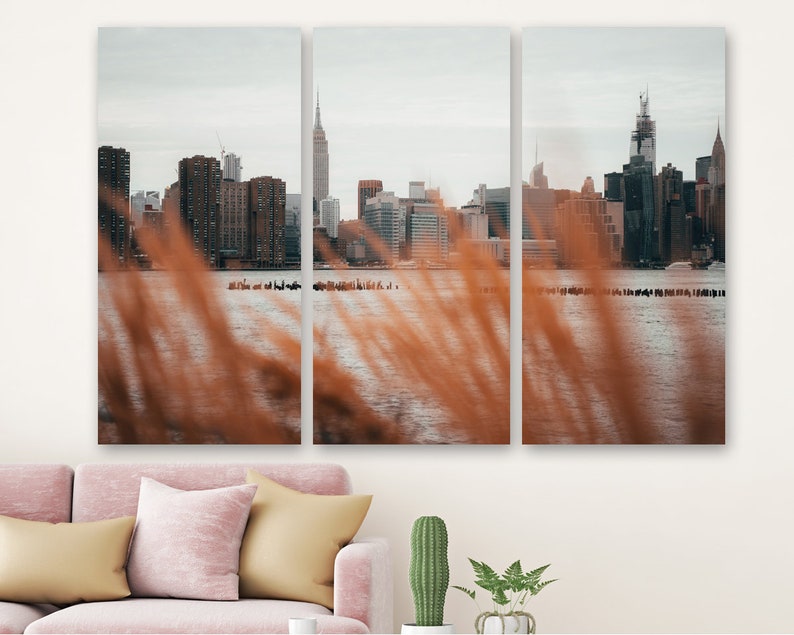 

Модульная картина на холсте из трех частей Манхэттен, вид вдалеке 78x48 см