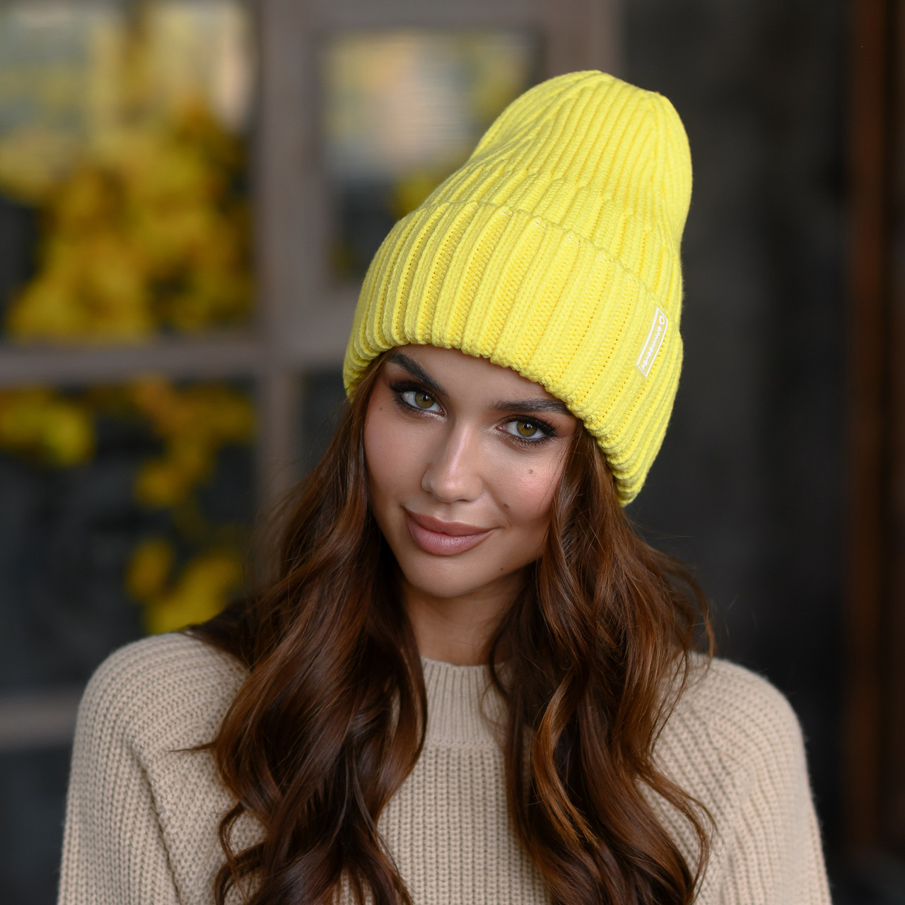 

Жіноча шапка в'язана Lavisio Стелла жовтий 483-082