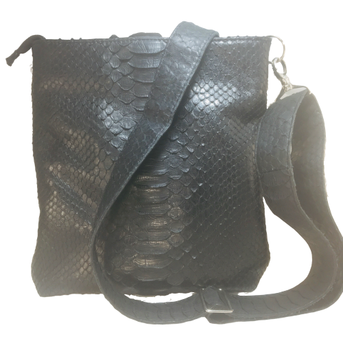 

Сумка Blitz из натуральной кожи питона (черная)