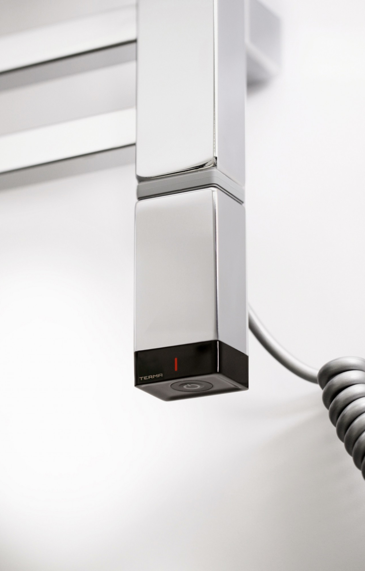 

Электрический тэн у полотенцесушитель Terma ONE 30x40 с регулятором, хром (chrome) 1200 Вт