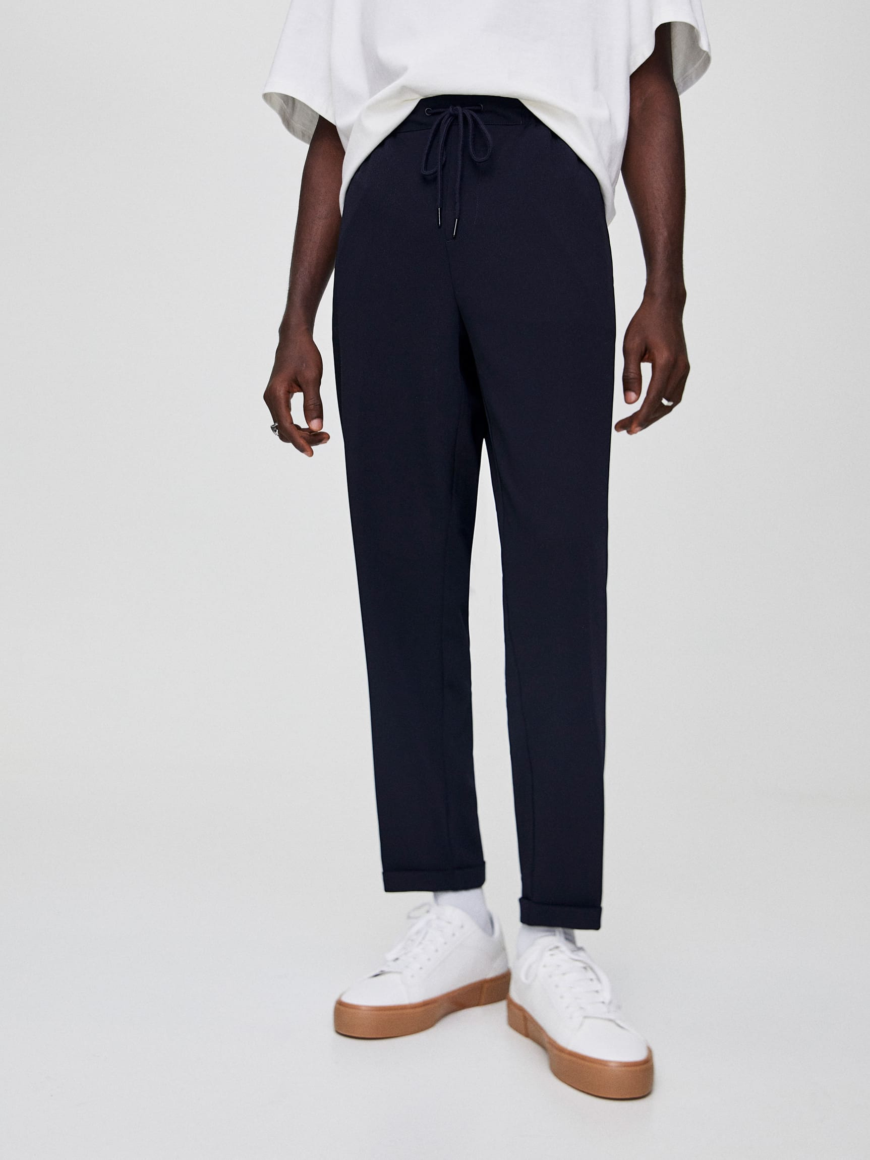 

Брюки Pull & Bear 5670/523/401  Черные, Брюки Pull & Bear 5670/523/401 L Черные
