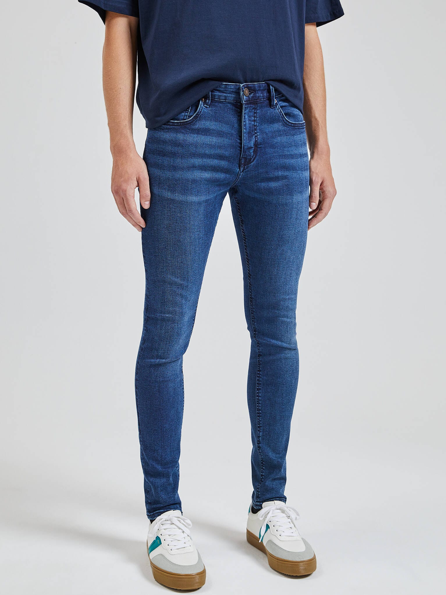 

Джинсы Pull & Bear 5682/510/401 42 Синие джинс