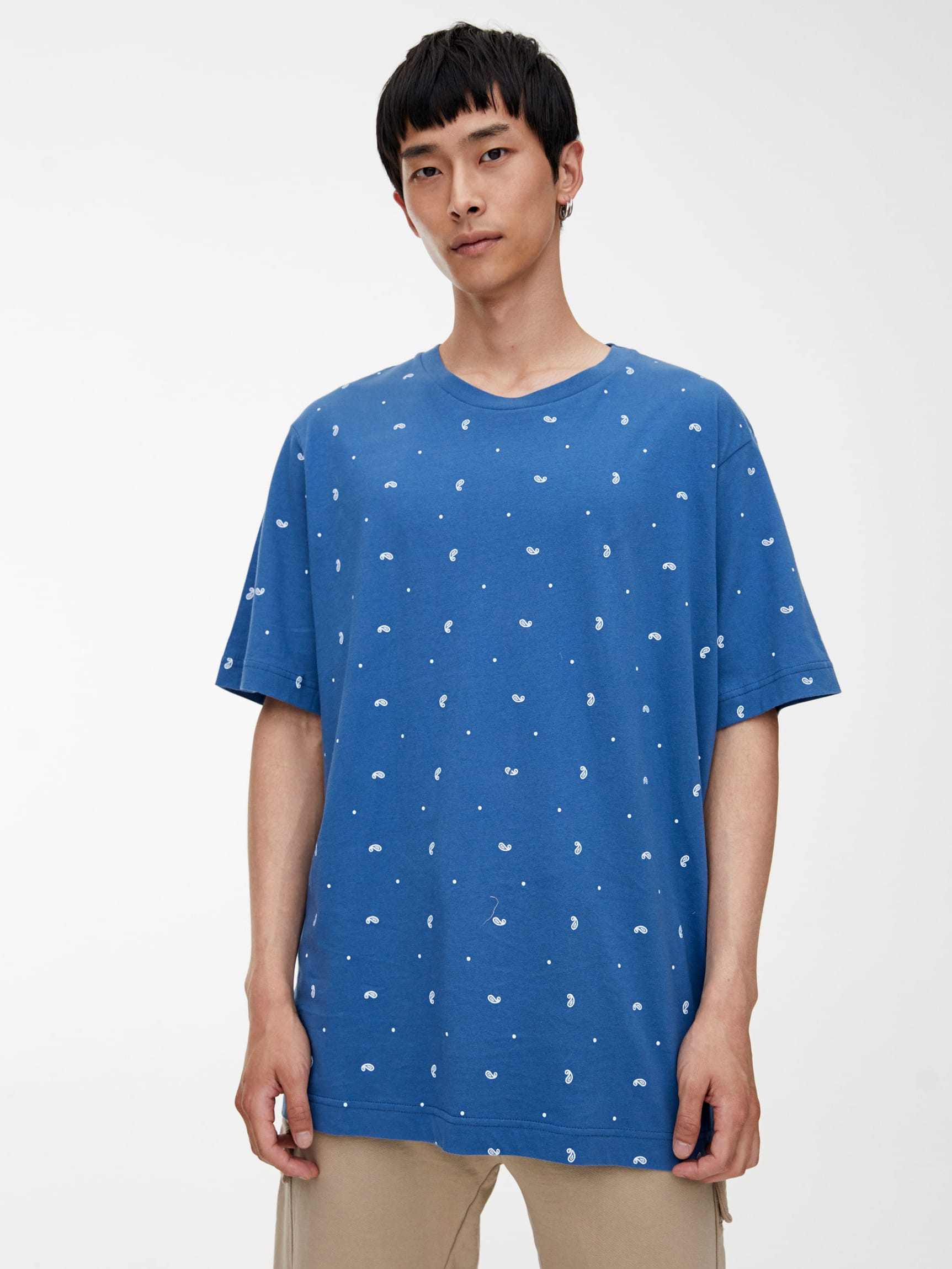 

Футболка Pull & Bear 9230/518/400  Синяя с принтом, Футболка Pull & Bear 9230/518/400 L Синяя с принтом