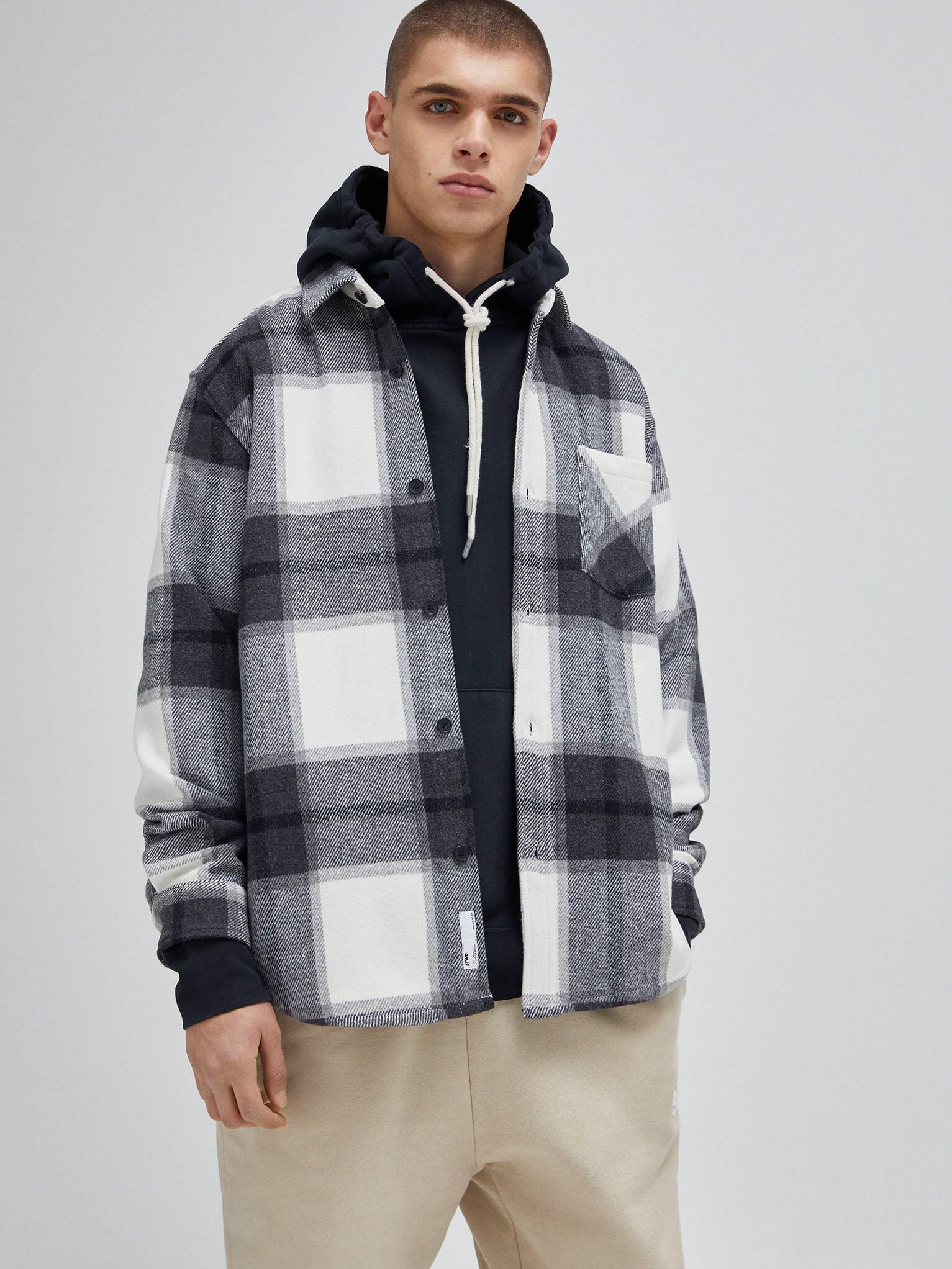 

Рубашка Pull & Bear 9470/541/802 M Серая в клетку