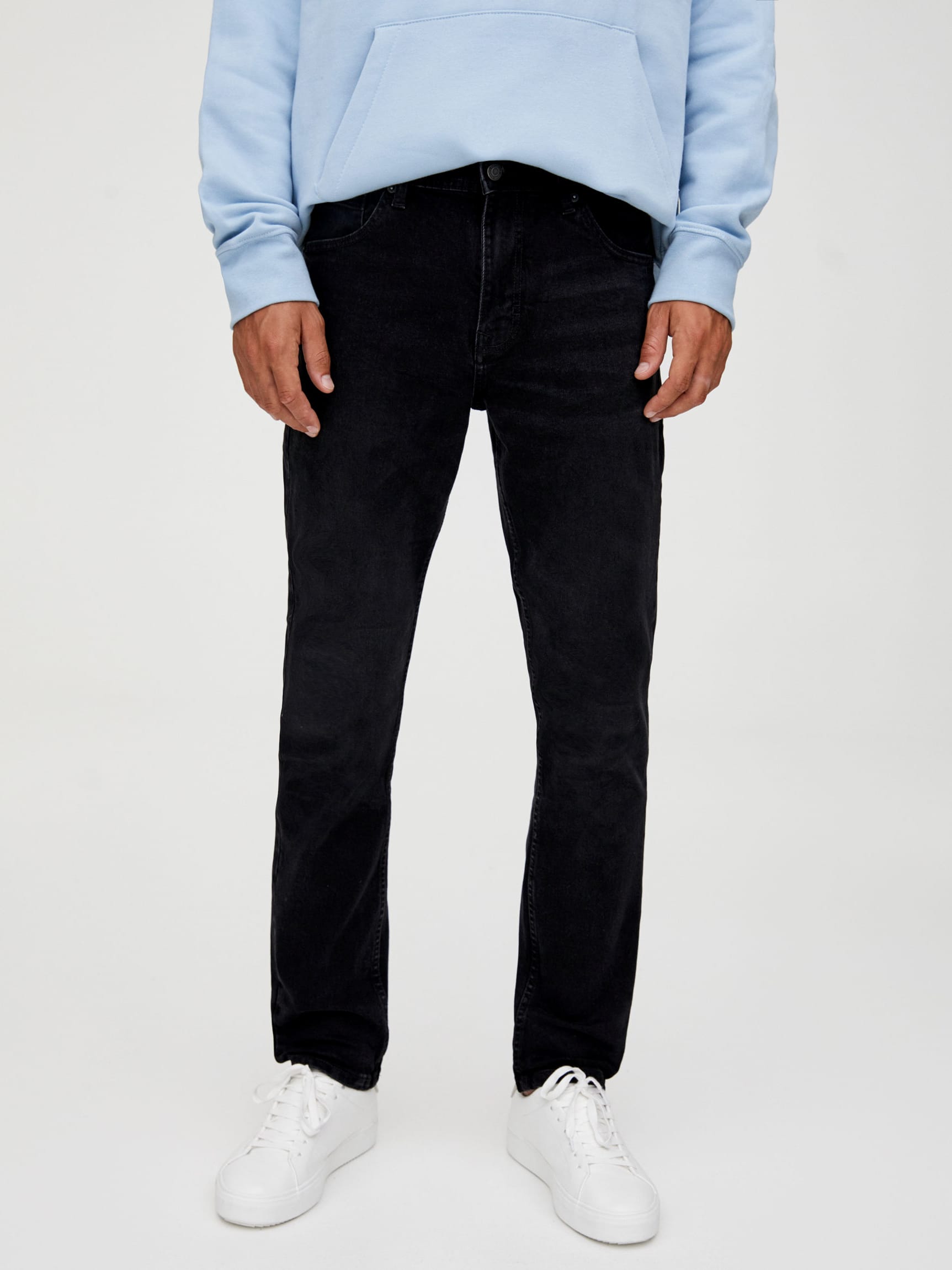 

Джинсы Pull & Bear 9682/503/833 46 Черные джинс