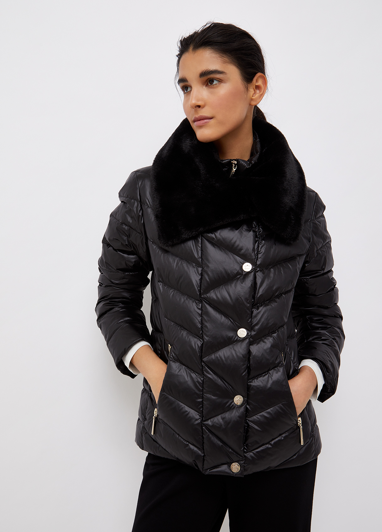 

Короткий пуховик LiuJo TF1024 T4954 XXL Black
