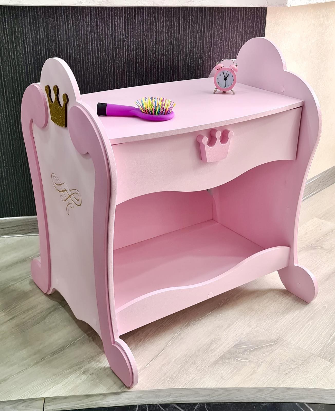 

Прикроватная детская тумбочка розовая