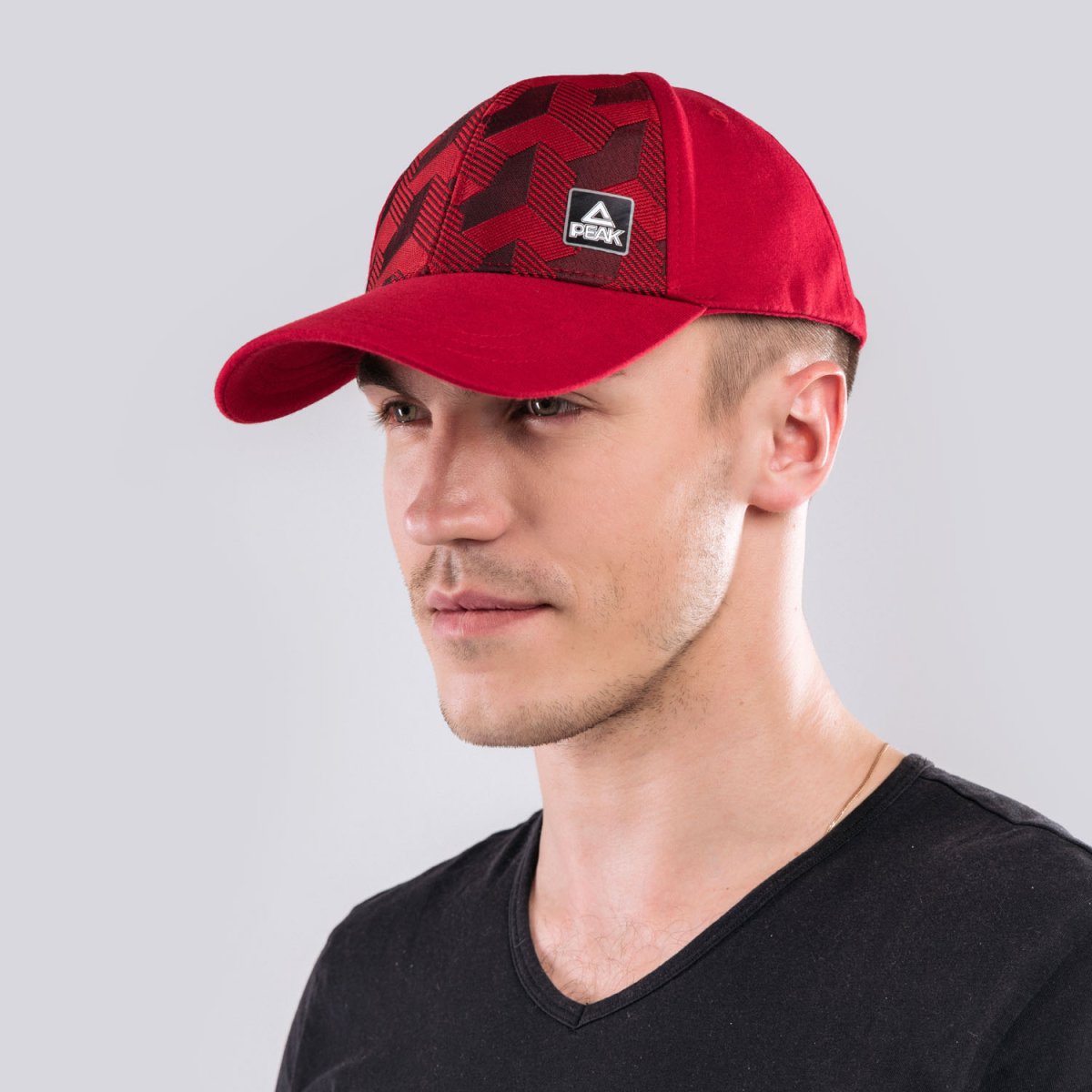 

Кепка PEAK  червоний (M184070-RED, Кепка PEAK ONE SIZE червоний (M184070-RED)