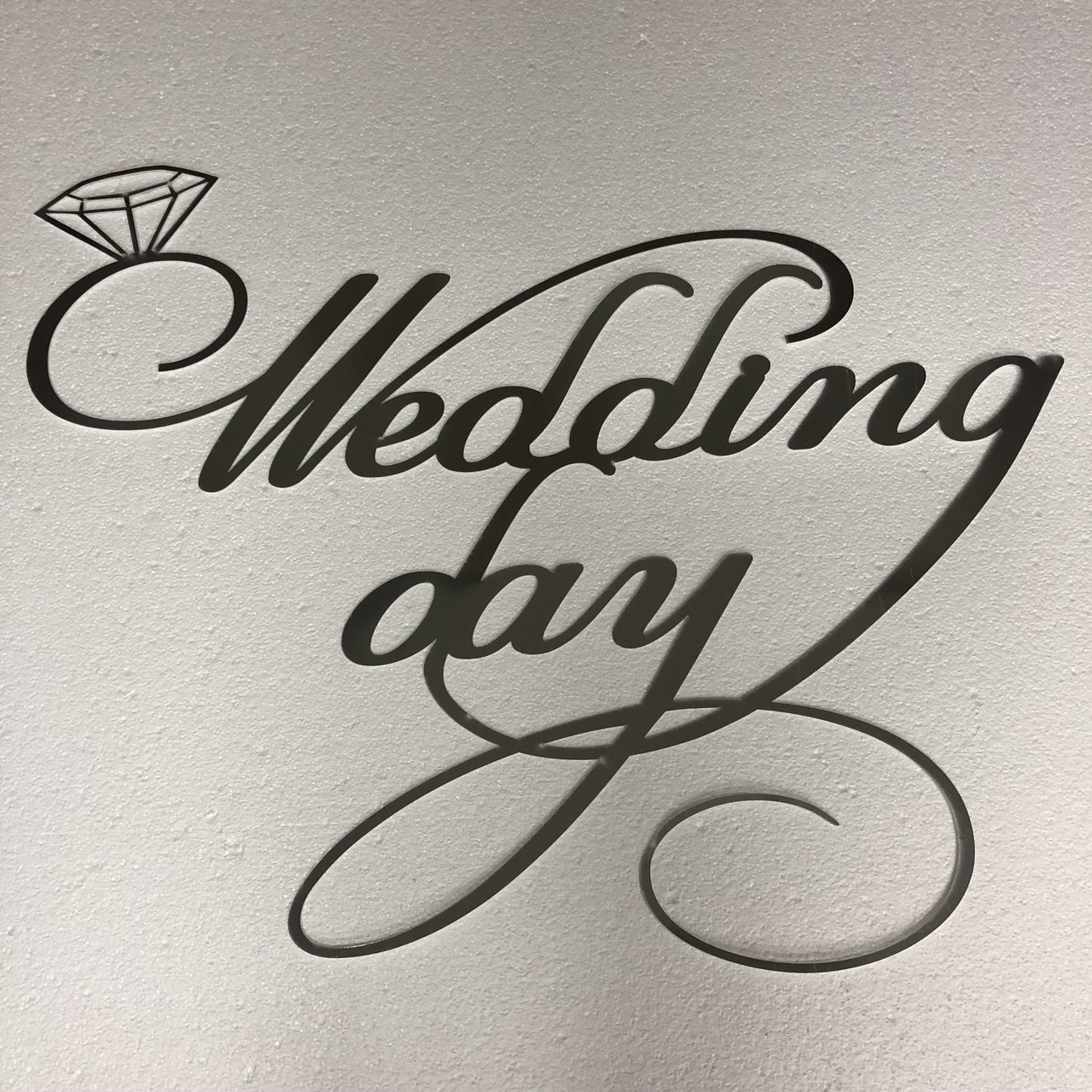 

Надпись Wedding Day с бриллиантом из зеркального пластика Manific Decor