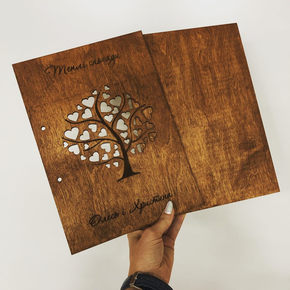 

Обложка из дерева с гравировкой (имена и дата) wedding book Manific Decor