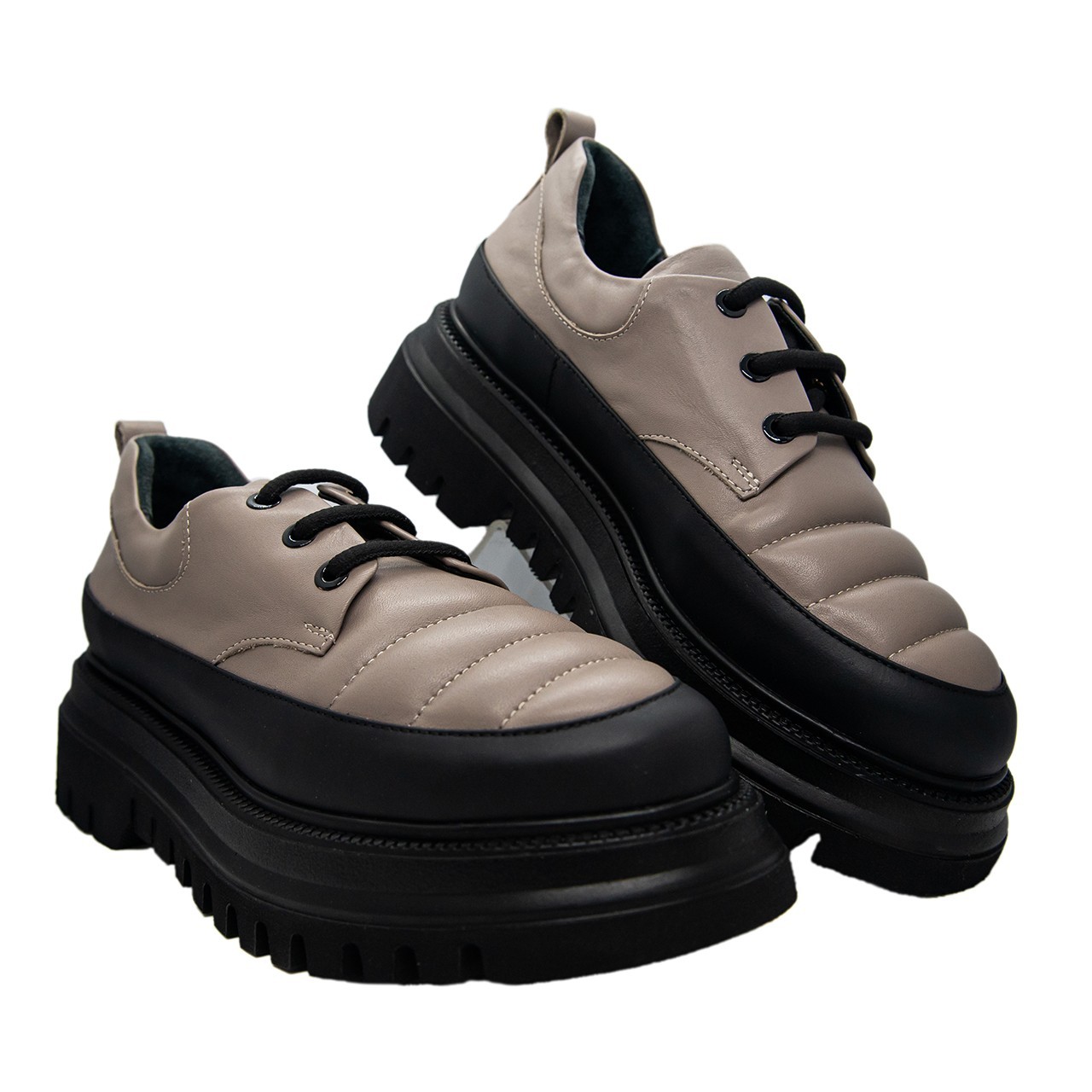 

Туфли Trio Trend 30835 40 визоновые с черным