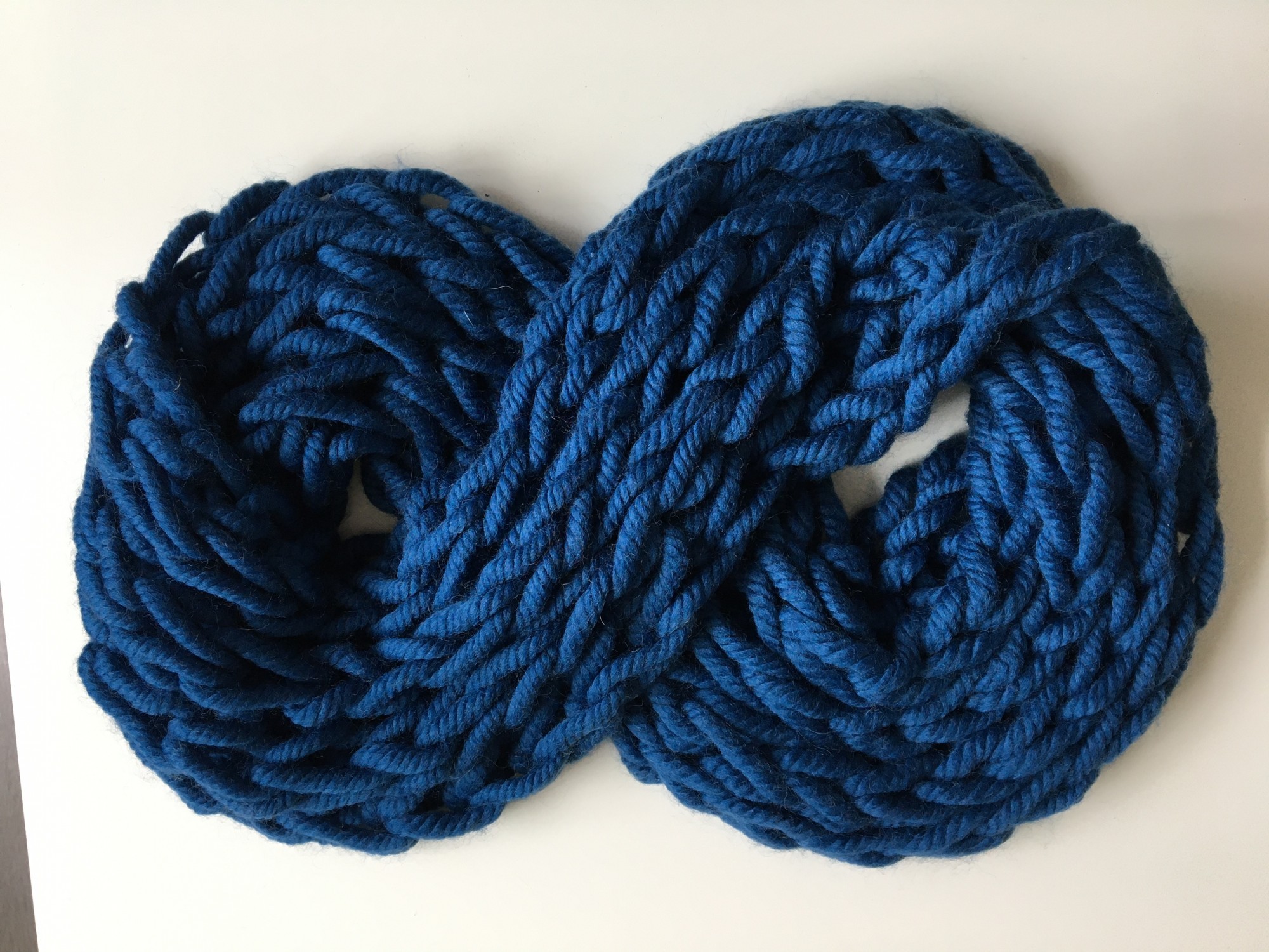

Снуд вязанный толстая пряжа PureWool Zefir Темно-синий ZR10093SW