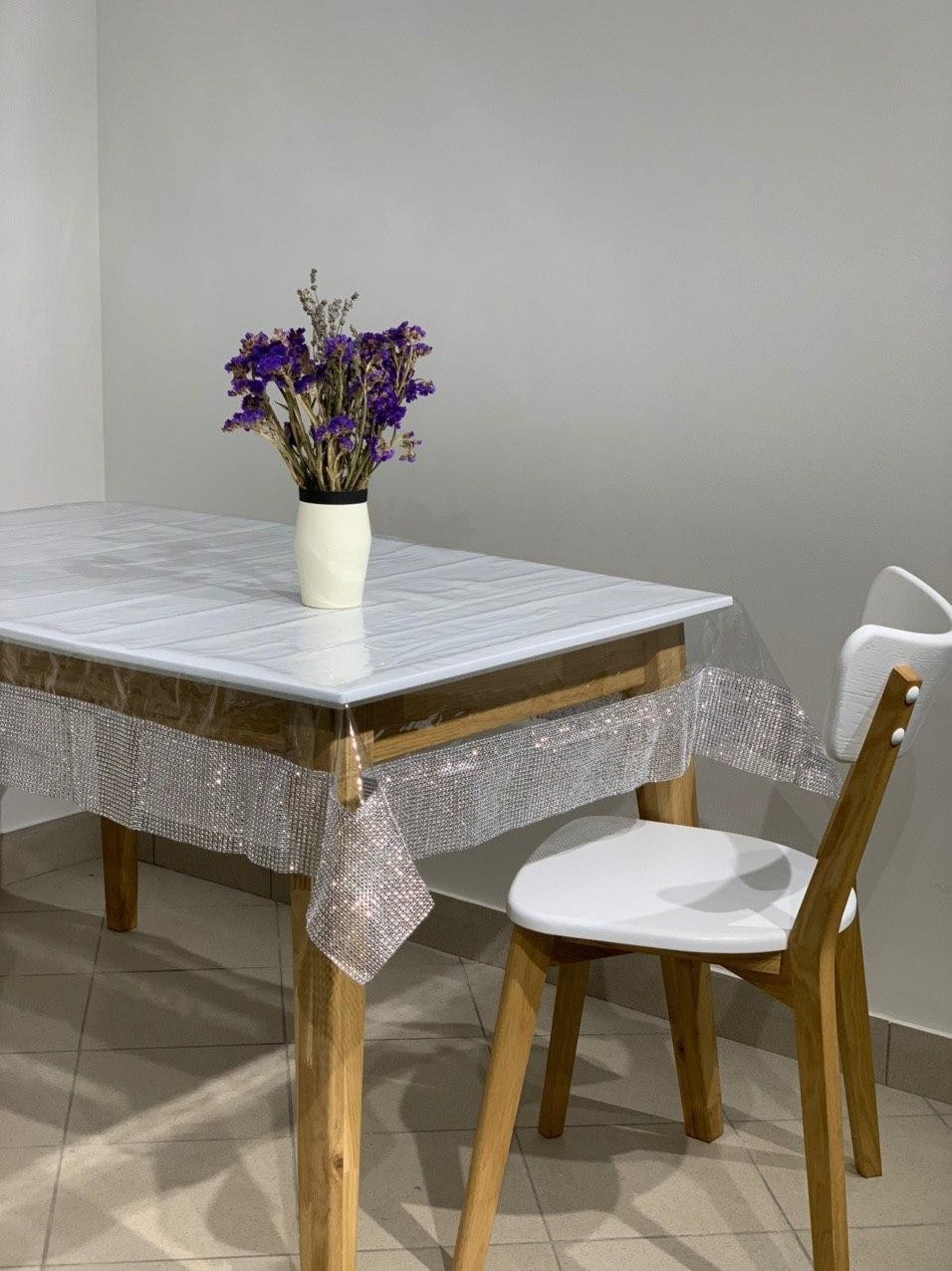 

Силиконовая Скатерть с стразовой лентой 260х130 см Серебро