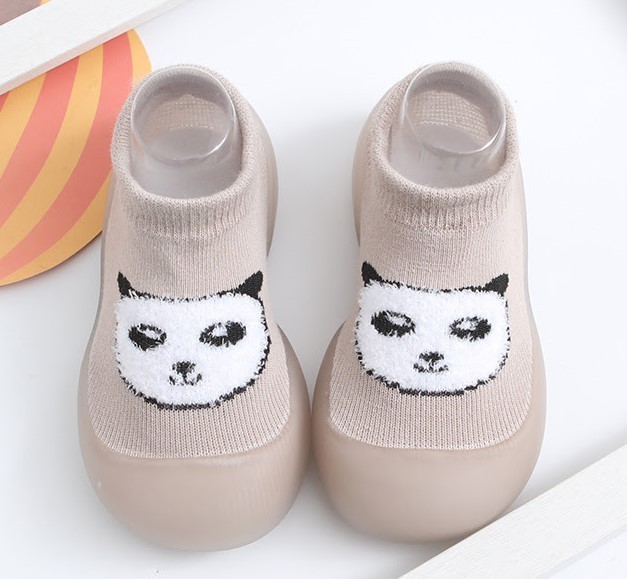 

Тапочки-носочки Children's shoes Panda 22/23 (13,3 см) Бежевые (001147-1 Pg)