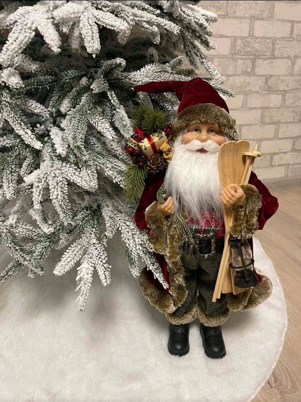 

Фигура Санта Клауса Christmas Santa 46 см Atitude красный (AtiSanta004)